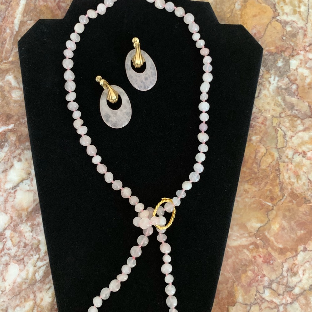 Vintage Genuine Rose Quartz Pink Necklace - Picture 4 of 4